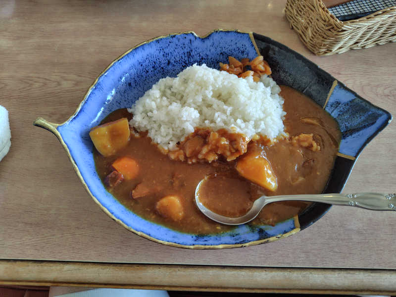 昼食：いろいろ料理「ことぶき」