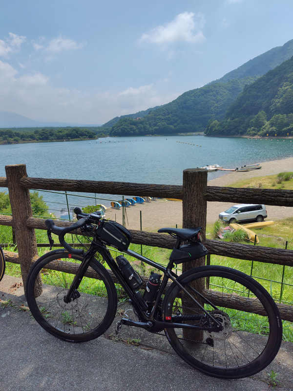 精進湖