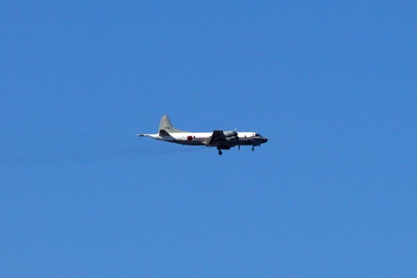 湘南台でP-3Cが