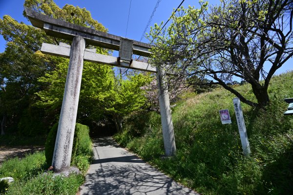 夜都伎神社鳥居