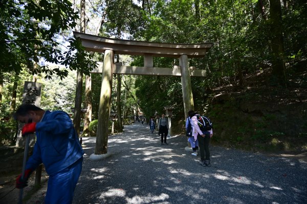 狭井神社の鳥居