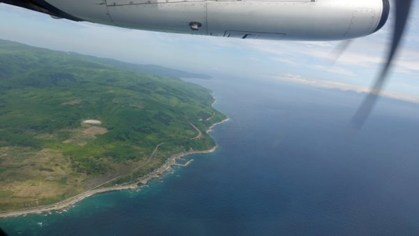 JAL2890便の機内から：奥尻島サヨナラ