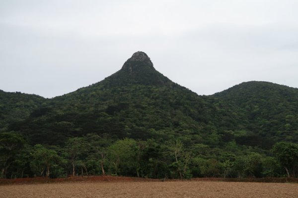 野底岳