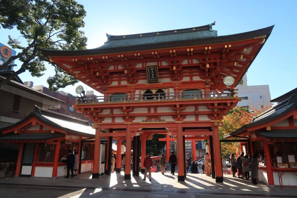 生田神社(6)：楼門
