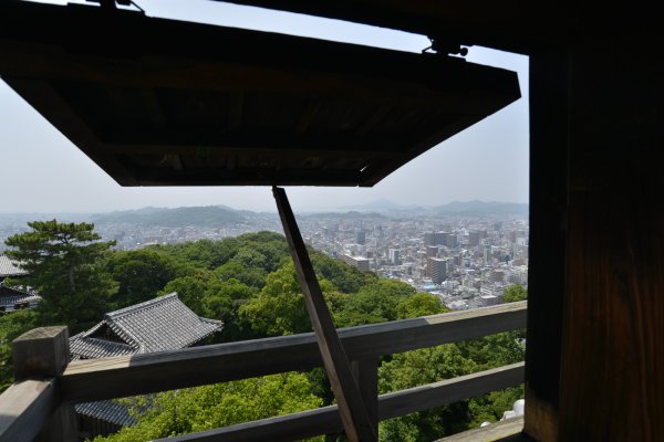 松山城(4)：天守からの眺め