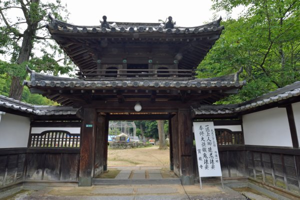 宝厳寺：山門