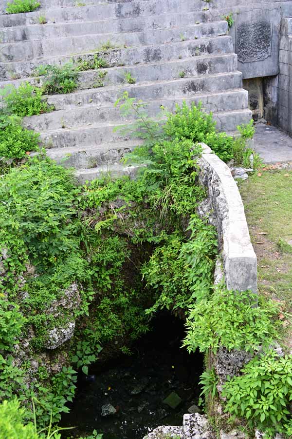 仲宗根豊見親の墓(6)