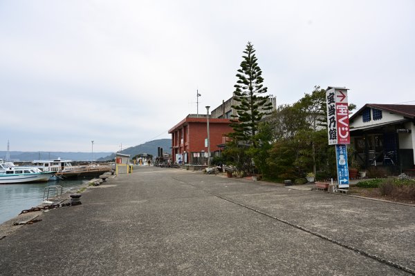 高島の港