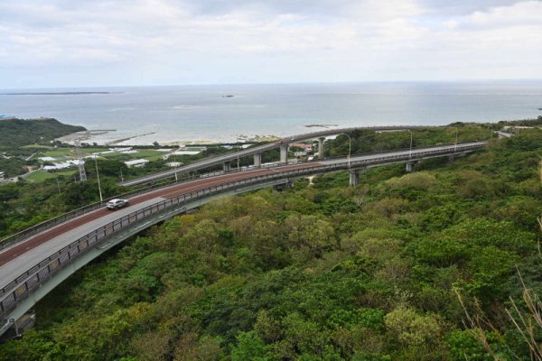 ニライカナイ橋