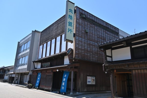 北陸銀行岩瀬支店