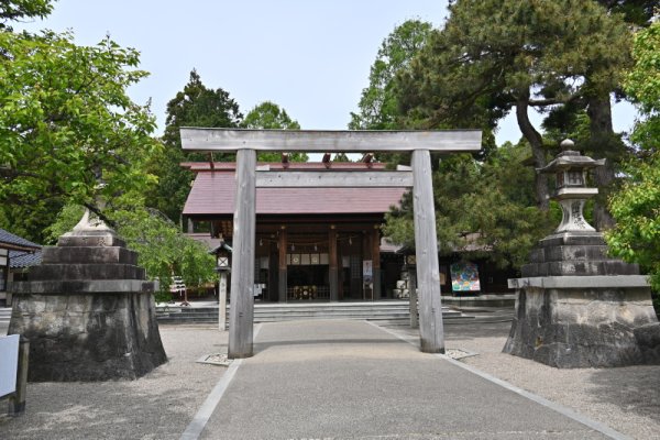 射水神社