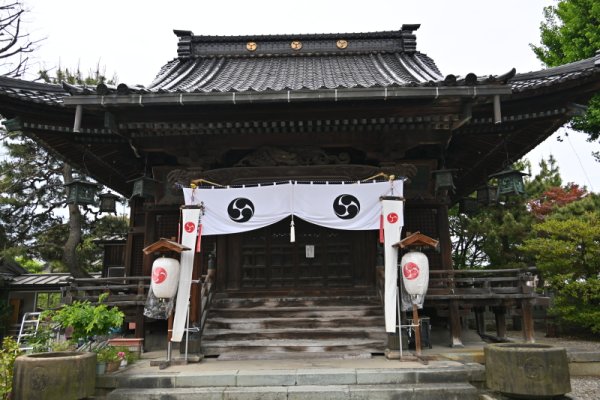 川巴良諏訪神社