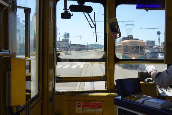 市内電車：安野屋電停付近