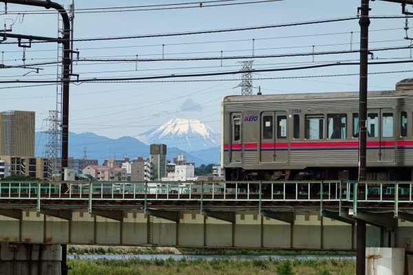 京王線と富士山
