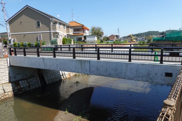 道：図師川島橋