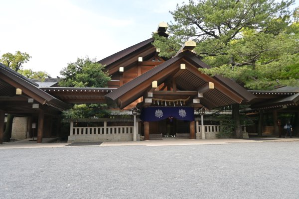 熱田神宮：神楽殿