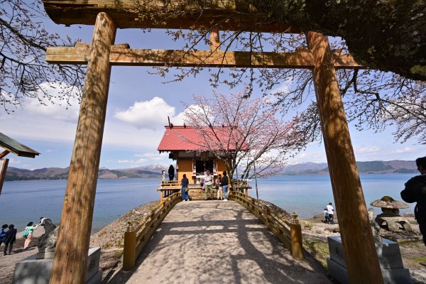 田沢湖(2)：浮木神社