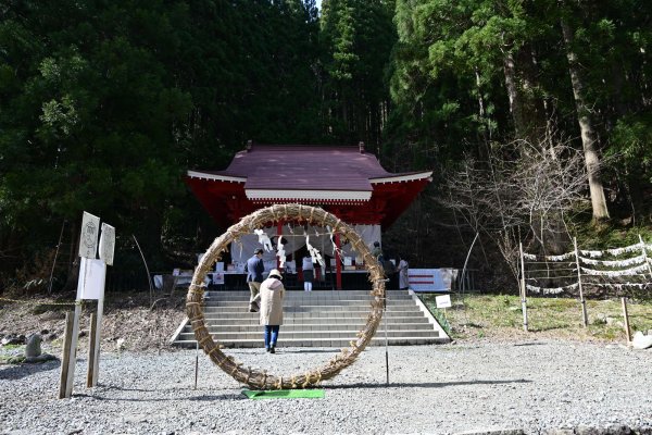 御座石神社(2)