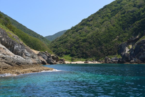 仏ヶ浦：小さな浜辺