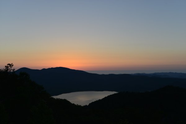 釜臥山：宇曽利山湖と夜景