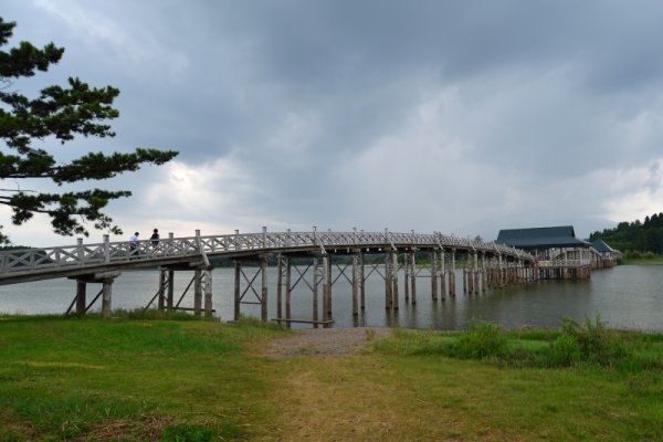 鶴の舞橋