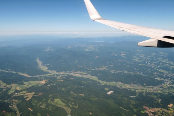 JAL155の機内から：二戸近く