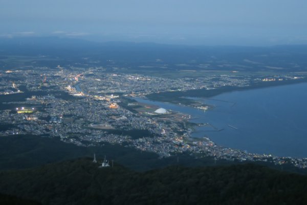 釜臥山：むつ市