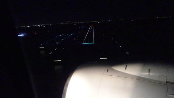 JAL440便：D滑走路