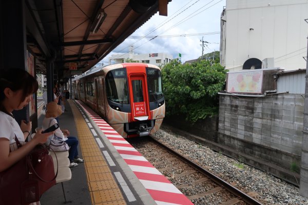 西鉄五条駅