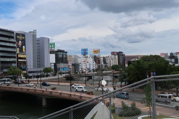 西大橋(2)：風のプリズム