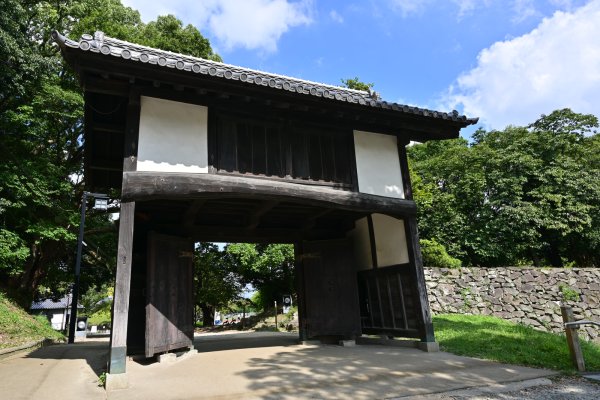 福岡城址(1)：名鳥門