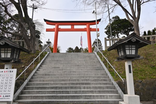 湯倉神社：鳥居