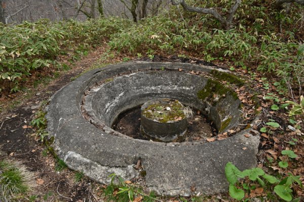 函館山トレッキング：八八式海岸射撃具砲座跡