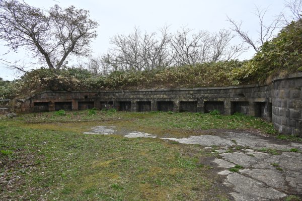 函館山トレッキング：千畳敷第一砲台跡