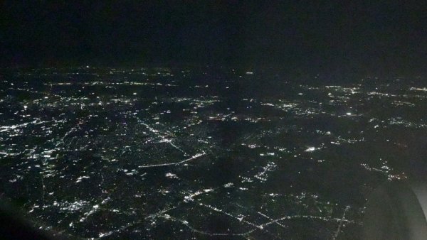 JAL266便：千葉市の夜景