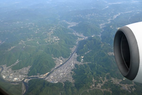JAL253便：高梁市