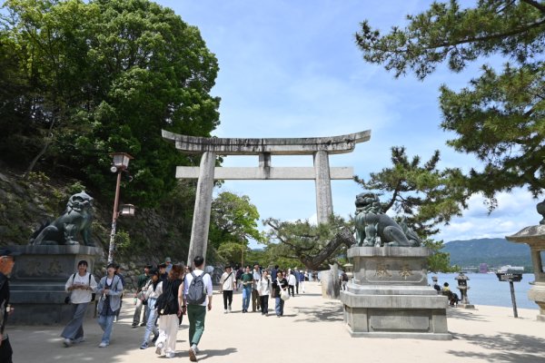 厳島神社の鳥居