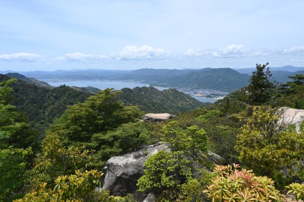 くぐり岩を抜けると(2)