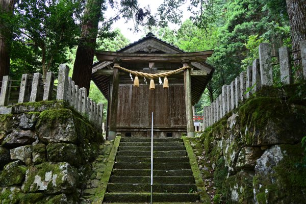 岩上神社(1)