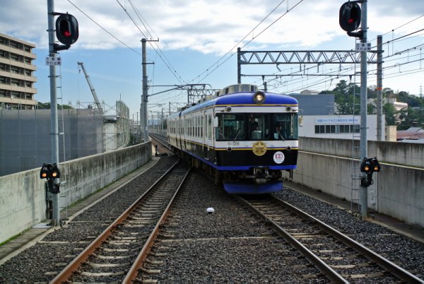 電鉄出雲市駅：入線