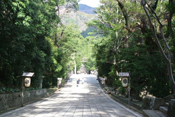 出雲大社：下り参道