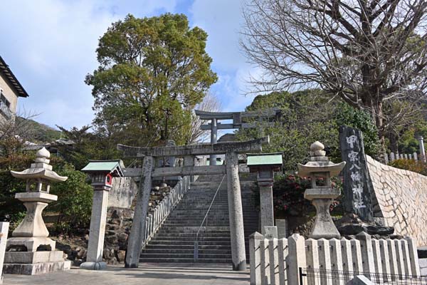 甲宗八幡神社(1)