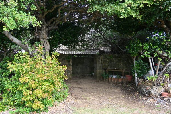 久高島：御嶽？