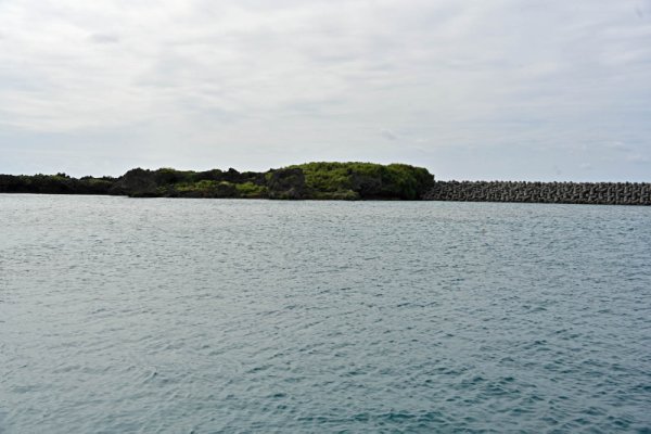 久高島：エラブ岩
