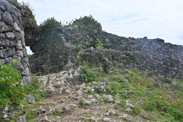 玉城城跡：内側から