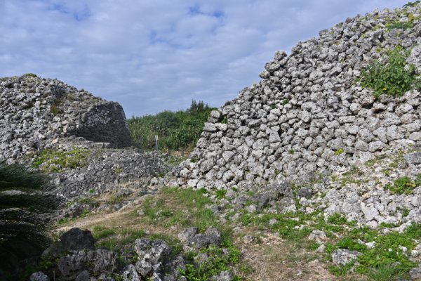 具志川城跡：石積み