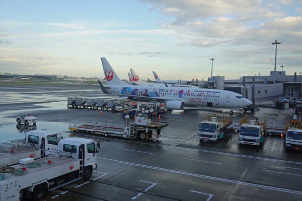 羽田空港：ボーディングブリッジ