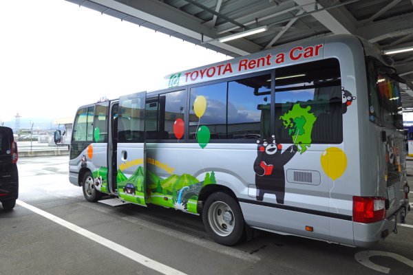 TOYOTAレンタカー送迎車