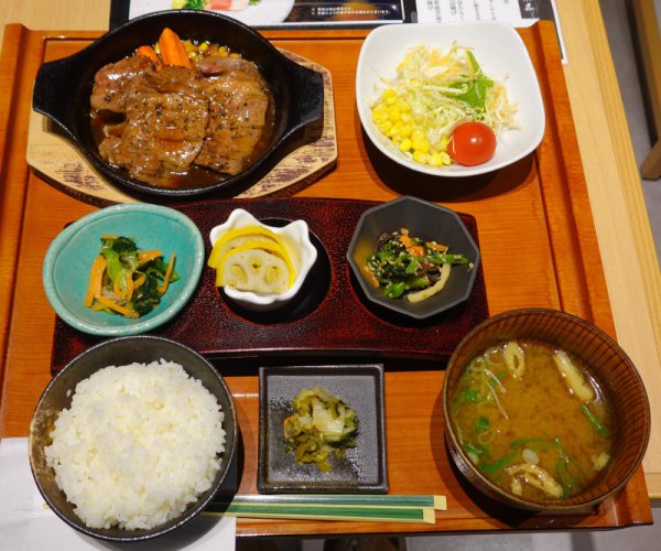 ２日目の夕食
