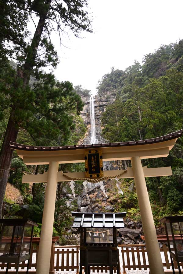 飛瀧神社(2)